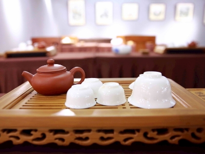 千萬別做兼職茶藝師，女人學(xué)茶藝好嗎？