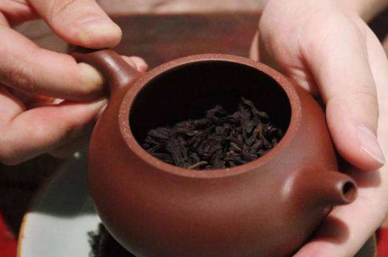 什么泥料的紫砂壺沖泡肉桂，武夷巖茶肉桂用哪種紫砂壺好？
