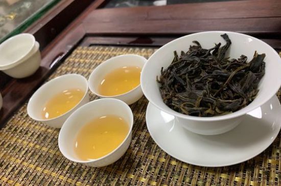 哪些茶適合泡功夫茶，功夫茶應(yīng)該配什么茶葉