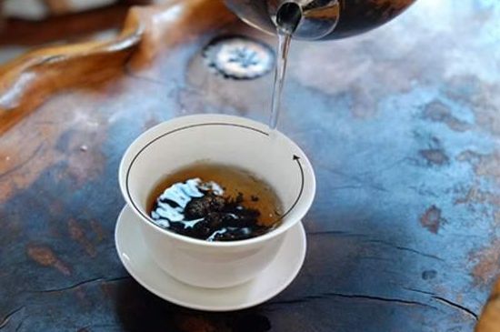 喝茶茶桌上的禮儀有哪些，泡茶待客十大禮儀不可不做！