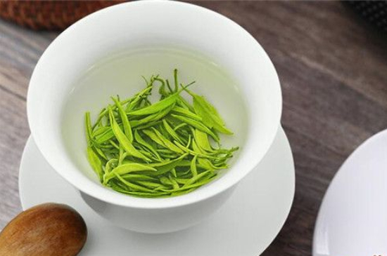 綠茶碧螺春怎么泡簡(jiǎn)易步驟，沖泡碧螺春的十二步驟口訣
