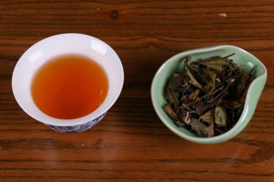 福鼎白茶能長時間悶泡嗎，老白茶可以悶著喝嗎？