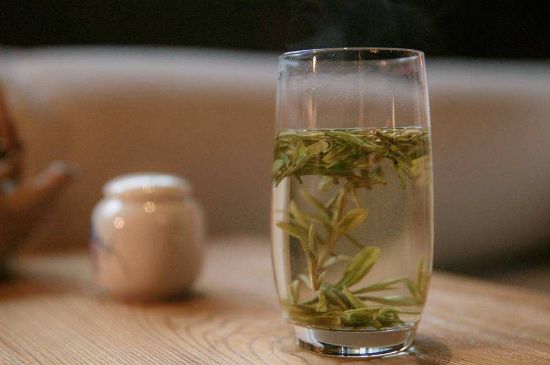 冷泡茶用什么茶葉最好，什么樣的茶適合冷泡？