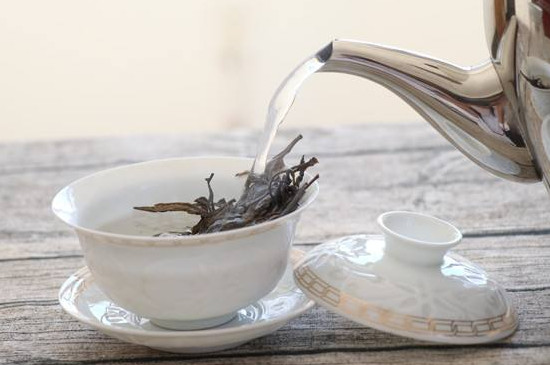 洗茶和潤茶一樣嗎，醒茶跟潤茶、洗茶有什么區(qū)別不同