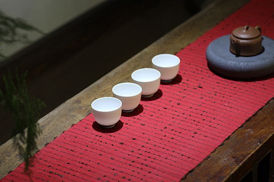 喝茶茶桌上的禮儀有哪些，泡茶待客十大禮儀不可不做！