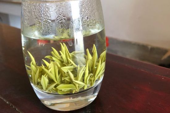 安吉白茶夏天怎么保存，安吉白茶能冷凍儲存嗎？