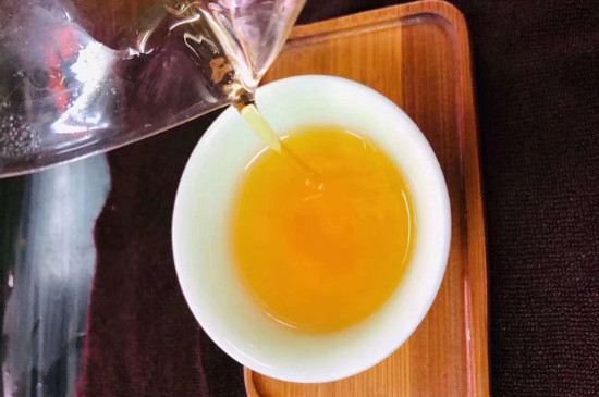 茶葉過期5年了但沒開封，茶葉放久了能喝嗎
