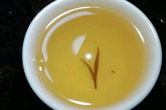 好壞金駿眉圖片對(duì)比，怎么挑選金駿眉茶葉