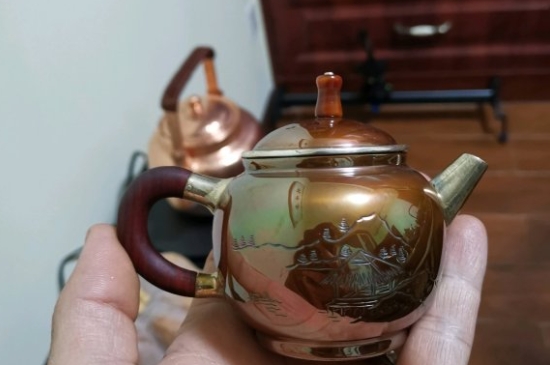 常見的七大材質(zhì)的茶具優(yōu)缺點，用什么材質(zhì)的茶具泡茶最好？