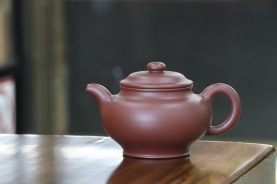 剛買的紫砂壺要怎么開壺養(yǎng)壺，<a href=http://www.urkiu.com/chaju/zisha/ target=_blank class=infotextkey>紫砂壺開壺</a>與養(yǎng)壺的方式方法