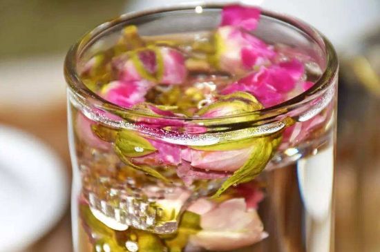 好玫瑰花茶多少錢一斤啊，玫瑰花茶價(jià)格多少錢合理？