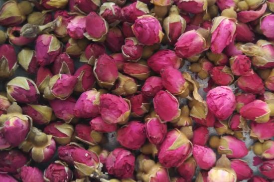 玫瑰花茶的功效與作用，堅持喝一個月玫瑰花茶會怎樣？