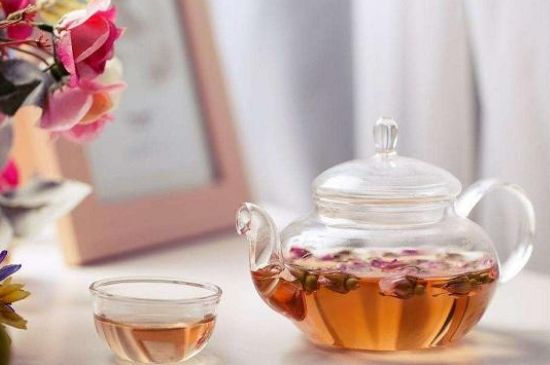 玫瑰花泡茶祛斑要多久見效，喝玫瑰花茶多久能祛斑？