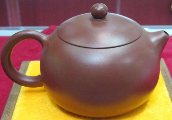 宜興紫砂壺四大經(jīng)典壺型叫什么，傳統(tǒng)紫砂四大名壺介紹