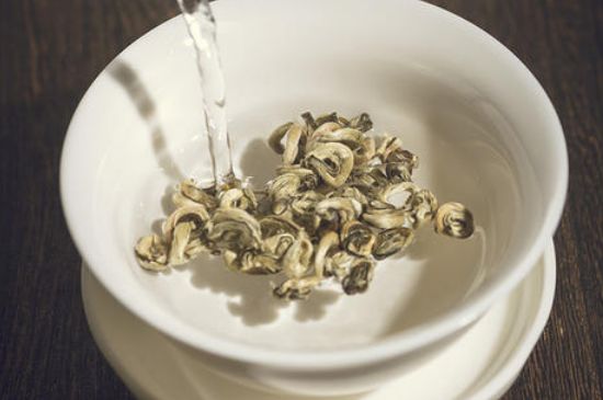 茉莉龍珠分幾種，怎樣分等級(jí)怎么看品質(zhì)