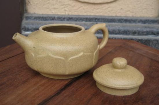 本山綠泥怎么分辨真假，真正的本山綠泥紫砂壺怎么鑒別？