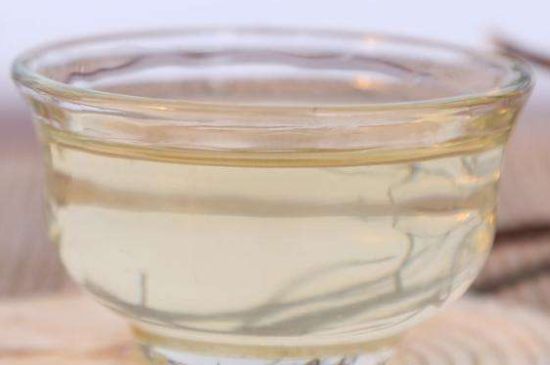 茉莉龍珠什么季節(jié)喝，夏天適合喝茉莉龍珠茶
