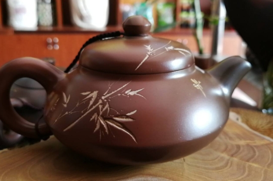 坭興陶主要泡什么茶，廣西坭興陶壺適合泡哪些茶？