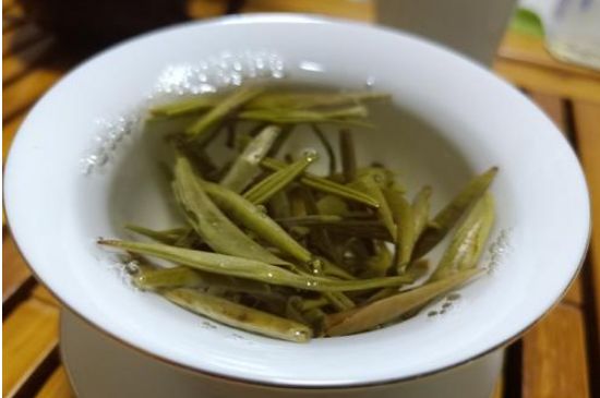 茉莉銀針屬于什么茶，茉莉銀針適合什么人喝？