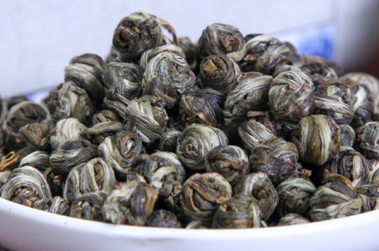 茉莉龍珠一次泡幾顆，茉莉龍珠一一杯放幾顆