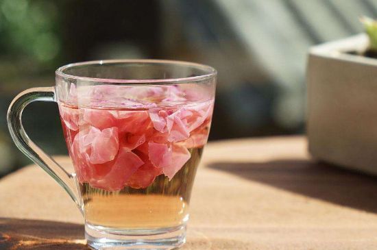 玫瑰花茶和什么搭配好，玫瑰花茶的搭配大全！