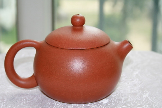 朱泥壺適合泡紅茶嗎，紅茶適合泡紫泥還是朱泥壺