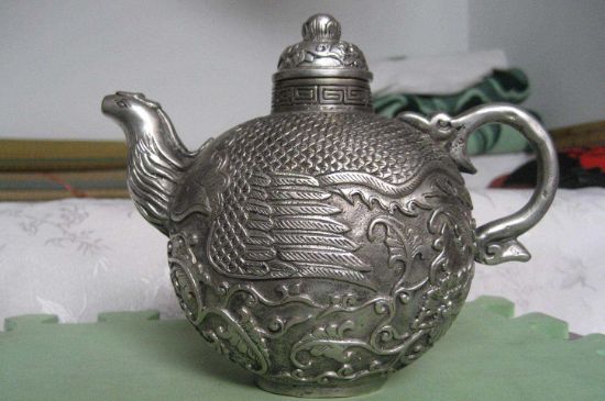 銀壺泡茶后為什么會(huì)變黑，銀壺內(nèi)膽發(fā)黑怎么辦