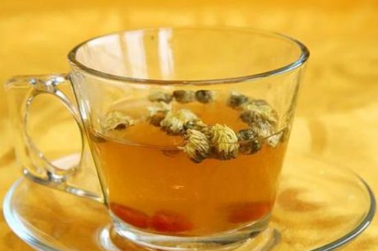 菊花茶的最佳搭配有哪幾樣，菊花茶和什么搭配喝效果好？