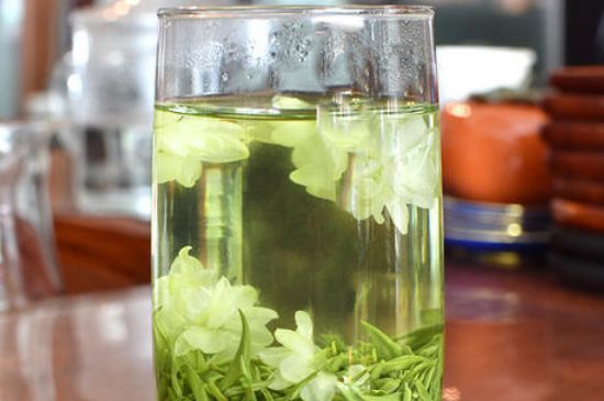 炒花飄雪是什么茶，花茶炒花是什么意思