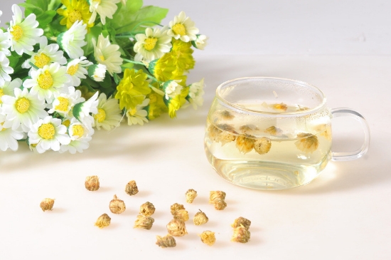喝菊花茶有什么效果，女人長期喝菊花茶好嗎？