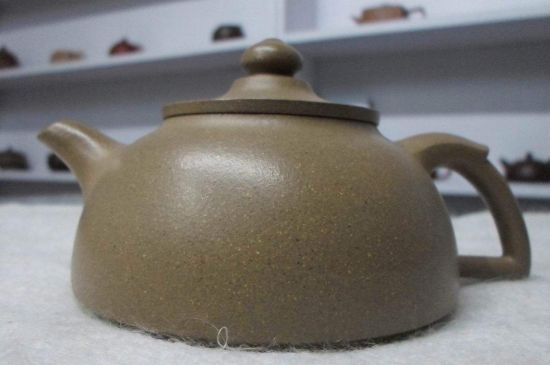 紫砂壺密密麻麻黑點(diǎn)，布滿了很多小黑點(diǎn)的紫砂好嗎