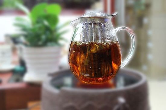 福鼎白茶要喝老的嗎，為什么喝白茶要喝老茶存新茶？