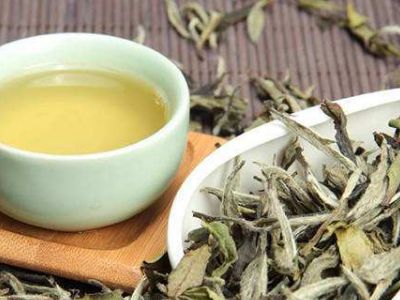 大紅袍好還是白茶好，福鼎白茶和大紅袍哪個貴？