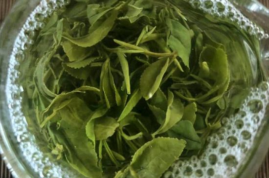 綠茶放了三年還能喝嗎，綠茶放久了喝了會怎樣