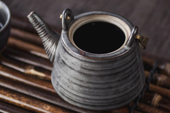 黑茶用什么壺煮最好，黑茶用什么煮效果好？