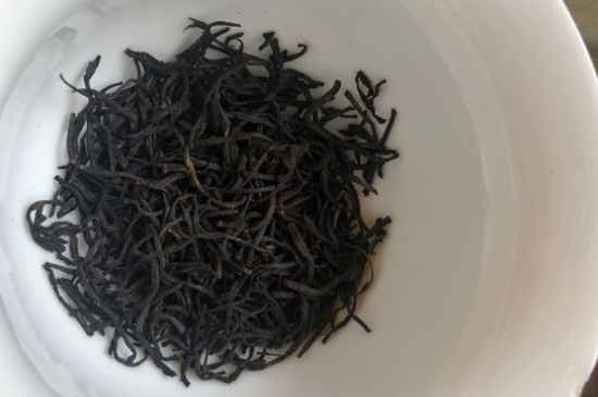 正山小種第一泡要倒掉嗎，正山小種能沖幾泡
