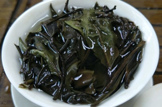 福鼎白茶貢眉和壽眉的區(qū)別，壽眉與貢眉有什么區(qū)別