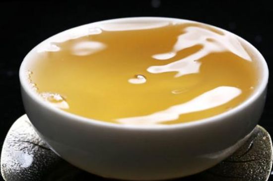 綠茶加重濕氣？濕氣體質(zhì)寒的人能喝綠茶嗎