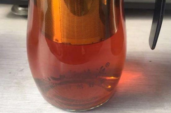 茯磚茶與普洱茶哪個(gè)好，茯茶和普洱茶口味區(qū)別