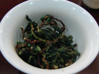 鐵觀音毛茶茶梗可以泡水喝嗎，鐵觀音帶梗是不是好茶？