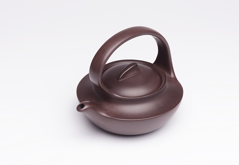 提梁精美紫砂壺，創(chuàng)意手工紫砂壺